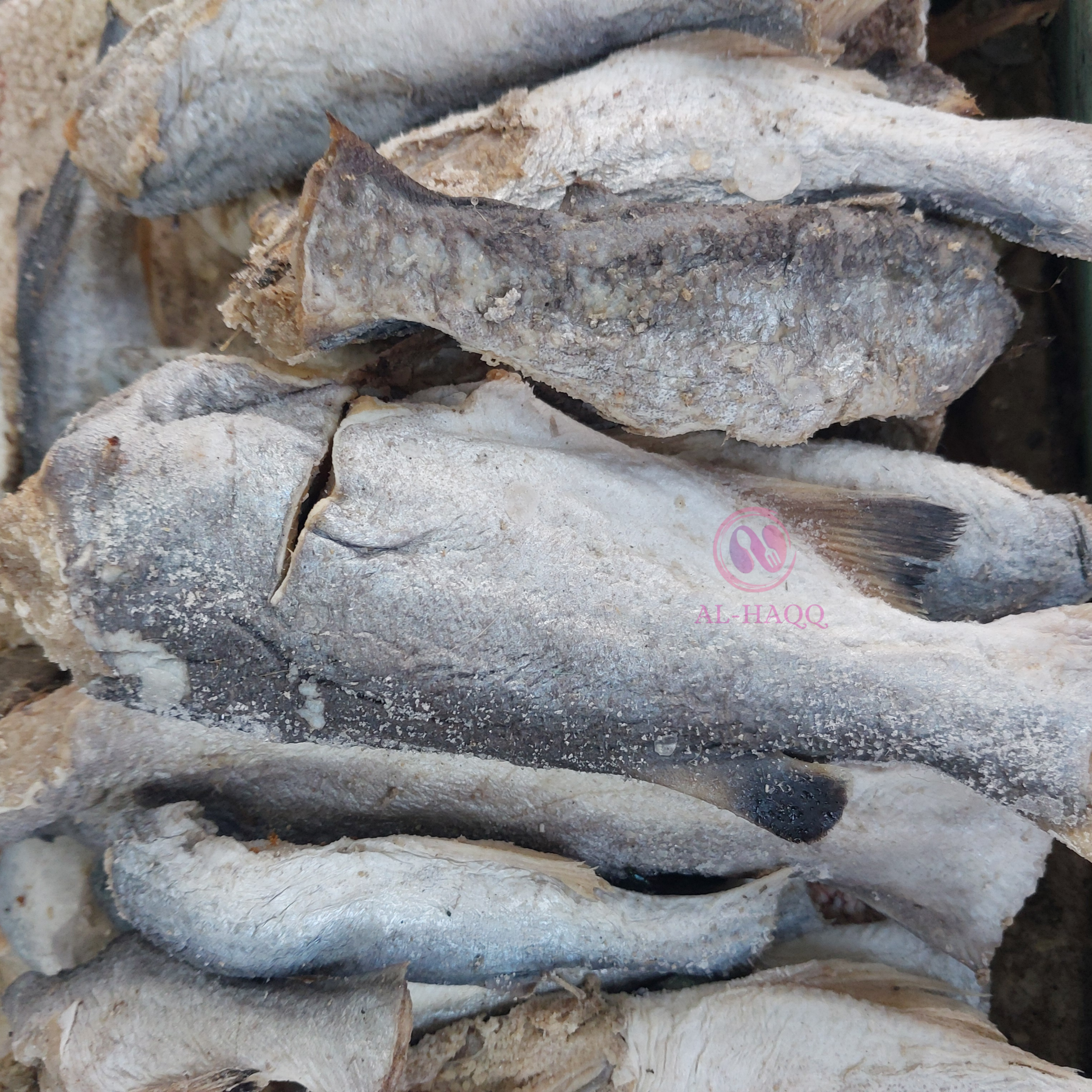 Keluthi Dry Fish | கெளுத்தி கருவாடு Head and Tail Pealed